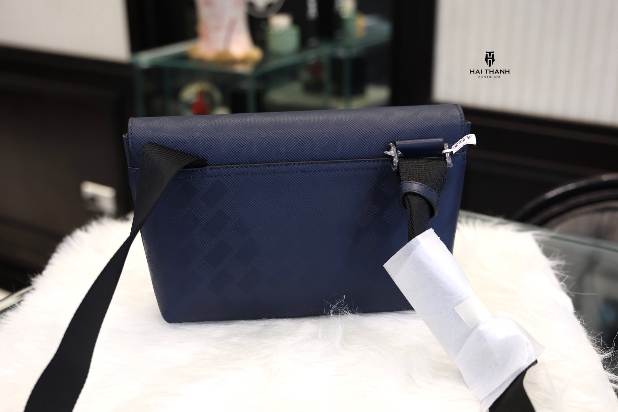 Montblanc Chính Hãng Túi Đeo Chéo Montblanc Extreme 3.0 Envelope With M Lock 198373 chính hãng