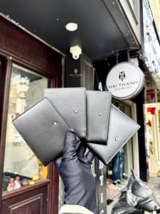 Cách Phân Biệt Đồ Da Montblanc Thật Giả: 8 Điểm Cần Kiểm Tra