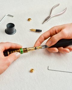 Bảo hành bút Montblanc bao lâu? Điều kiện & thủ tục đầy đủ